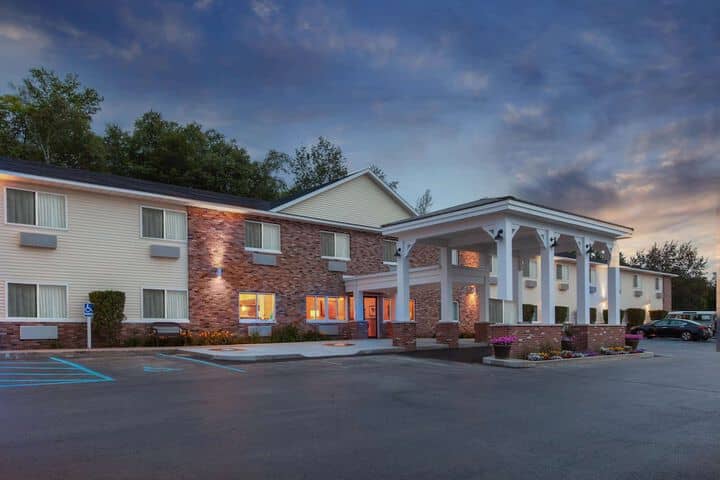 Hotel 46 of 47