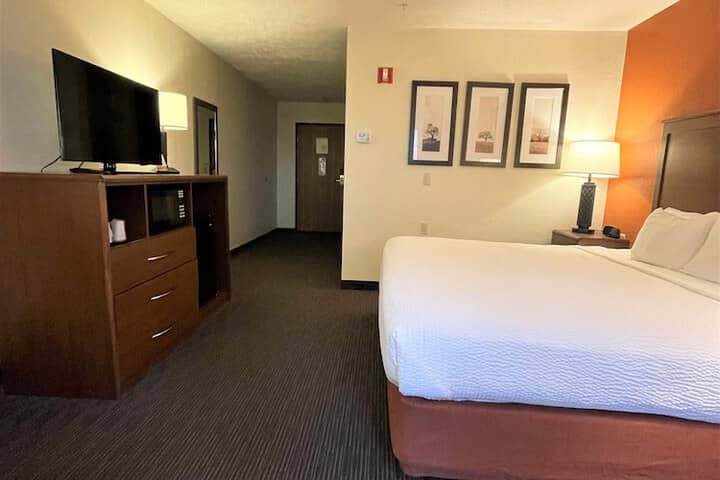 Room 19 of 47